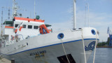 Дават 1,1 млн. лева за ремонт на кораба "Академик" 