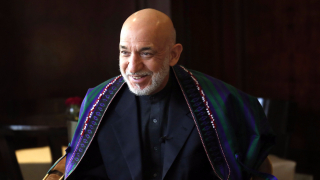 Бившият президент на Афганистан Хамид Карзай и ръководителят на Националния