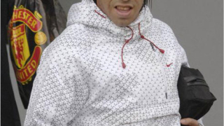 Манчестър Юнайтед сезира ФИФА по случая "Карлос Тевес"