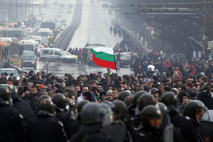 Борисов разреши още пет дни протести