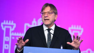 Бившият белгийски премиер Ги Верхофстад лидер на Алианса на либералите