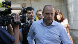 Константин Папазов имаше обещание от Васил Божков да получи акциите на