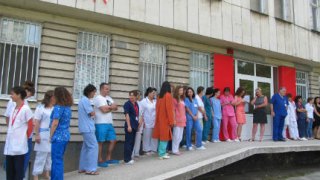 Обещанието за актуализация на бюджета отказа лекарите от протести
