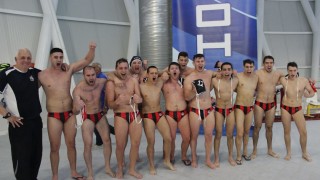 Локомотив Никола Нанов с трета поредна титла в мъжката водна топка