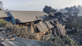 Броят на загиналите при срутването на каменна кариера в индонезийската