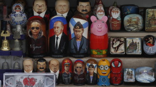 Магазинът за руски сувенири на Нгуен Тхи Хонг Ван във