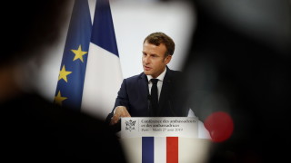 Френският президент Еманюел Макрон настоя да преосмислим отношенията си с