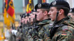 Шолц против връщането на наборната военна служба в Германия  