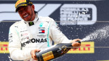 Люис Хамилтън завърши по шампионски сезона във Формула 1