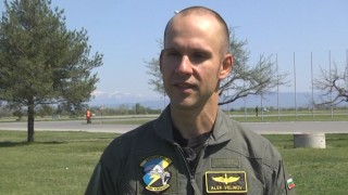 Изтребителите F 16 са сравними по възраст с МиГ 29 но заради