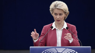 Председателят на Европейската комисия Урсула фон дер Лайен призова 27 те