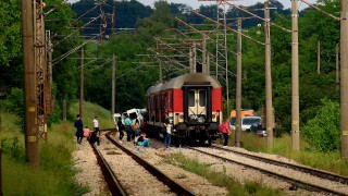 Горя локомотивът на влака Бургас - София