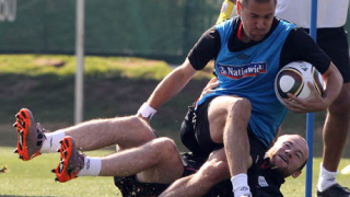 Джо Коул: Аз помогнах Джерард да остане на "Анфийлд"