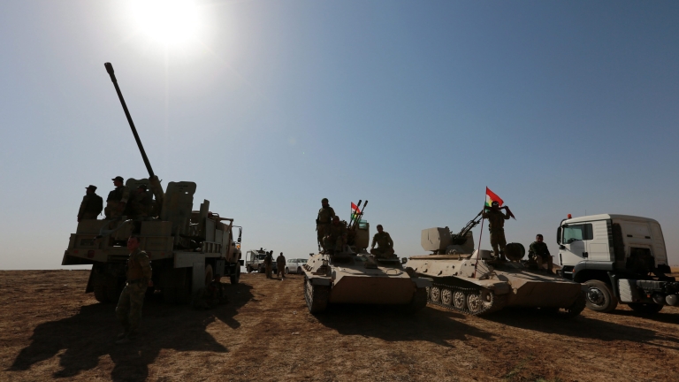 Иракските сили отвоюваха ключов град в южните подстъпи на Мосул