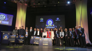 Владимир Илиев и Тайбе Юсеин си поделиха наградата "Спортист №1 на България" за 2019 г. в "Нощта на шампионите"