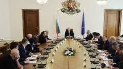 Властта обяви 37 мерки, с които ще се бори с катастрофите на пътя