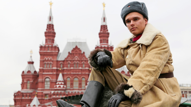 Русия подготви нов учебник по история за 11. клас с