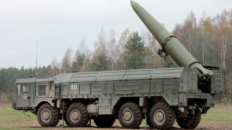 Руски ракети "Искандер" за първи разположени в Таджикистан