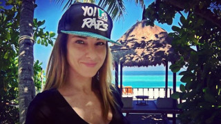 Александра Раева се радва на слънчева почивка на Малдивите От