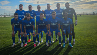 Десет играчи от сегашния отбор на Спартак Варна най вероятно ще