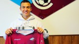  Юноша на Септември подписа първи професионален контракт с клуба 