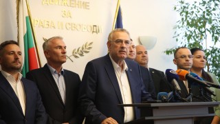 Автентичното ДПС с лидер д р Ахмед Доган ще участва на