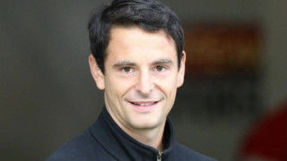 В далечна Индонезия научиха че Грег Акселрод е бил пред