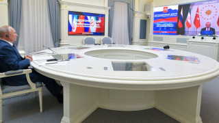 Руският президент Владимир Путин и неговият турски колега Реджеп Ердоган обсъдиха