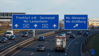 Мнозинството германци подкрепят установяване на максимална скорост на аутобаните в