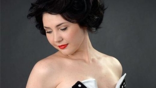 Красивата Диана Тугуй гостува в „Травиата“