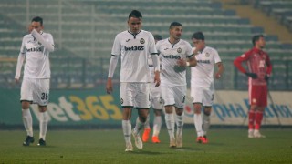 Янис Карабельов говори за ситуацията в Славия като коментира и своя