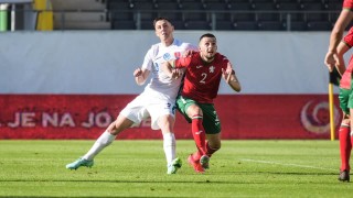 Десният защитник на България Иван Турицов се размина с контузия