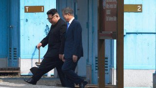 Корейската среща: малката стъпка, отложеният скок