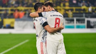 Нападателят на Байерн Роберт Левандовски отбеляза два гола в Суперкупата