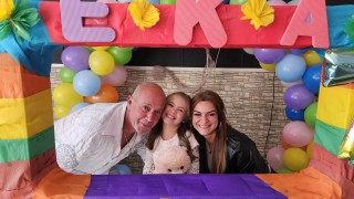 Милена Миткова е 37 годишна майка съпруга сестра леля дъщеря и