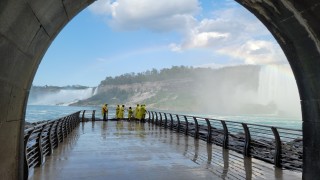 Ниагарският водопад е най известният от всички водопади на света и