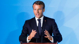 Френският президент Еманюел Макрон призова в понеделник колегите си да