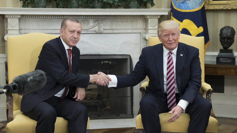 САЩ се разграничиха от военната операция на Турция в Сирия