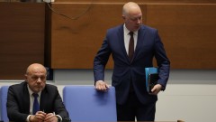 Кабинетът "Желязков" подава оставка 