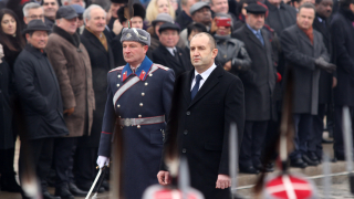 Армията мечтала за президент с военна подготовка