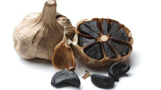 Черен чесън – същият вкус, но без лош дъх