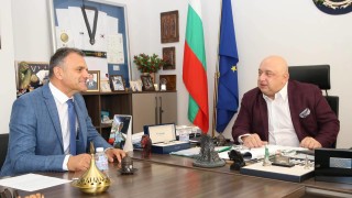 Министър Кралев се срещна с народния представител Валентин Милушев във връзка с Европейската седмица на спорта #BEactive