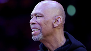 Легендарният център на Милуоки Бъкс и Лос Анджелис Лейкърс Карийм Абдул