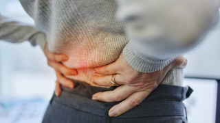 Как да предотвратим болките в гърба и кръста само с ходене