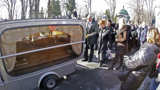 Сръбският президент не присъства на погребението на Иванович