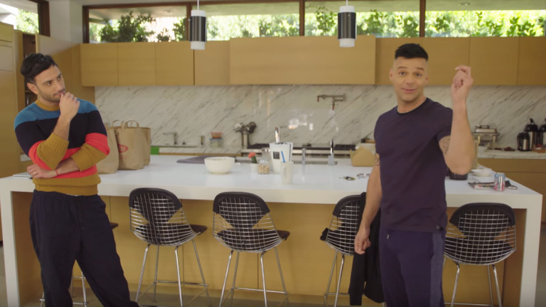 Рики Мартин показа луксозния си дом