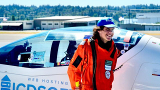 През януари тази година 19 годишната Зара Ръдърфорд стана най младият човек