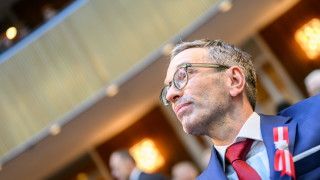 Лидерът на австрийската крайнодясна Партия на свободата Херберт Кикъл призова
