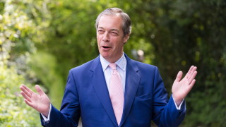 Партия Брекзит на евроскептика Найджъл Фараж печели изборите за Европейски