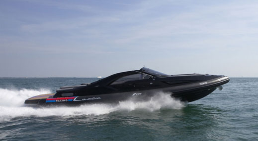 Lancia направи елегантна спортна лодка (галерия)